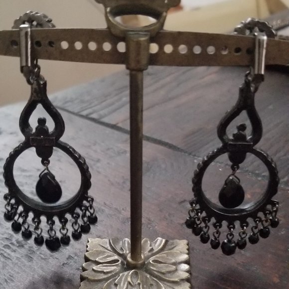 VINTAGE STATEMENT JOSE & MARIA BARRERA BLACK CRYSTAL DANGLE CHANDELIER EARRINGS - Picture 10 of 12